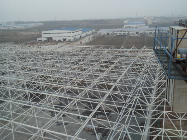 塔城网架加工需要注意哪些问题?