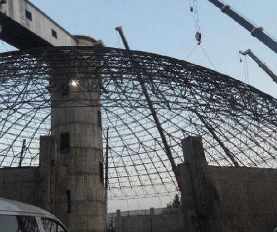 塔城网架分条或分块安装法